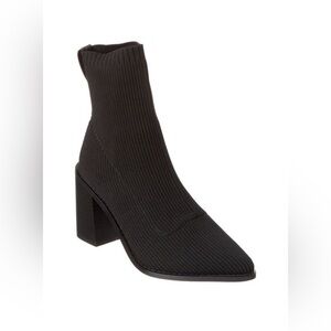 NWOB STEVEN by Steve Madden Black Nixie Bootie size 8